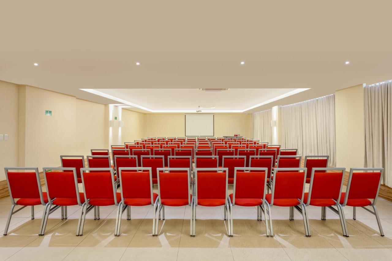 Ramada By Wyndham Macae Hotel & Suites Εξωτερικό φωτογραφία