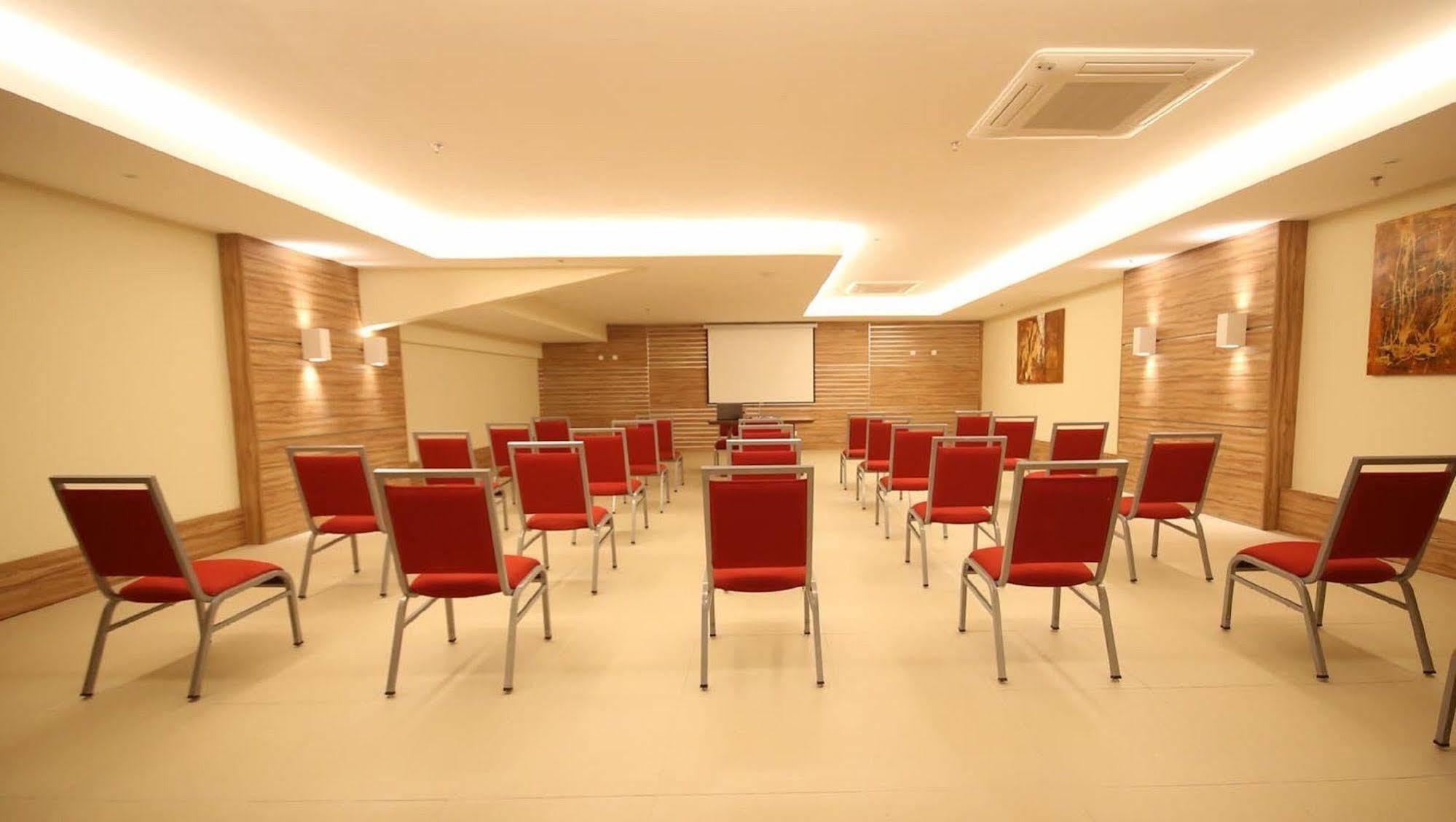 Ramada By Wyndham Macae Hotel & Suites Εξωτερικό φωτογραφία